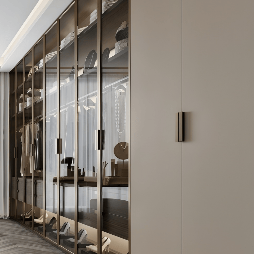 Contemporary glass door walk in wardrobe with minimalist design Contemporary glass door walk in wardrobe with minimalist design